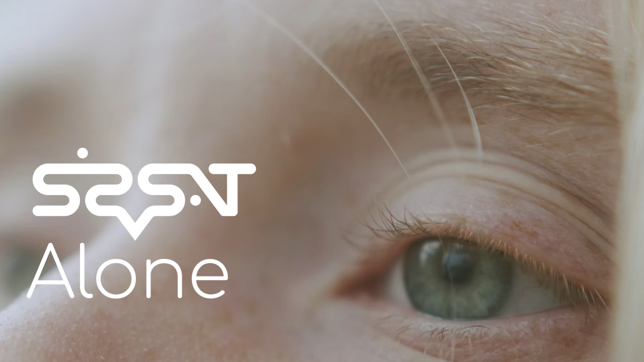 Track-Cover zu sisorsat - Alone